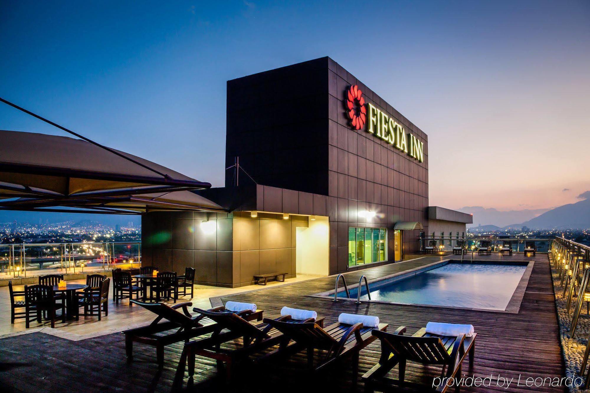 Fiesta Inn Monterrey Fundidora Exterior photo