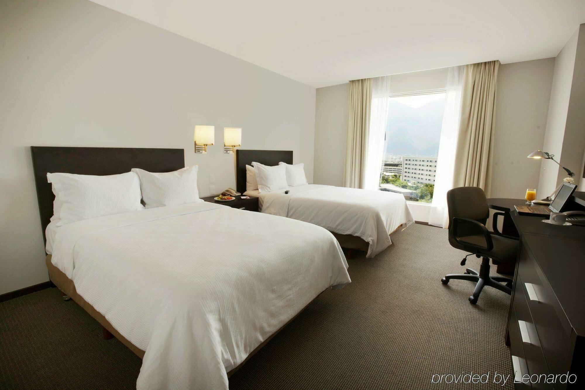 Fiesta Inn Monterrey Fundidora Room photo