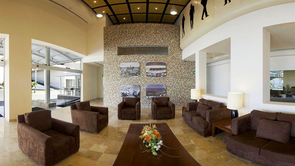 Fiesta Inn Monterrey Fundidora Exterior photo
